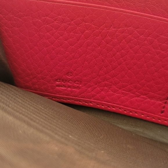 GUCCI Pebbled Calfskin Soho Zip Around Wallet Tabasco Red ❤️ - Picture 3 of 12